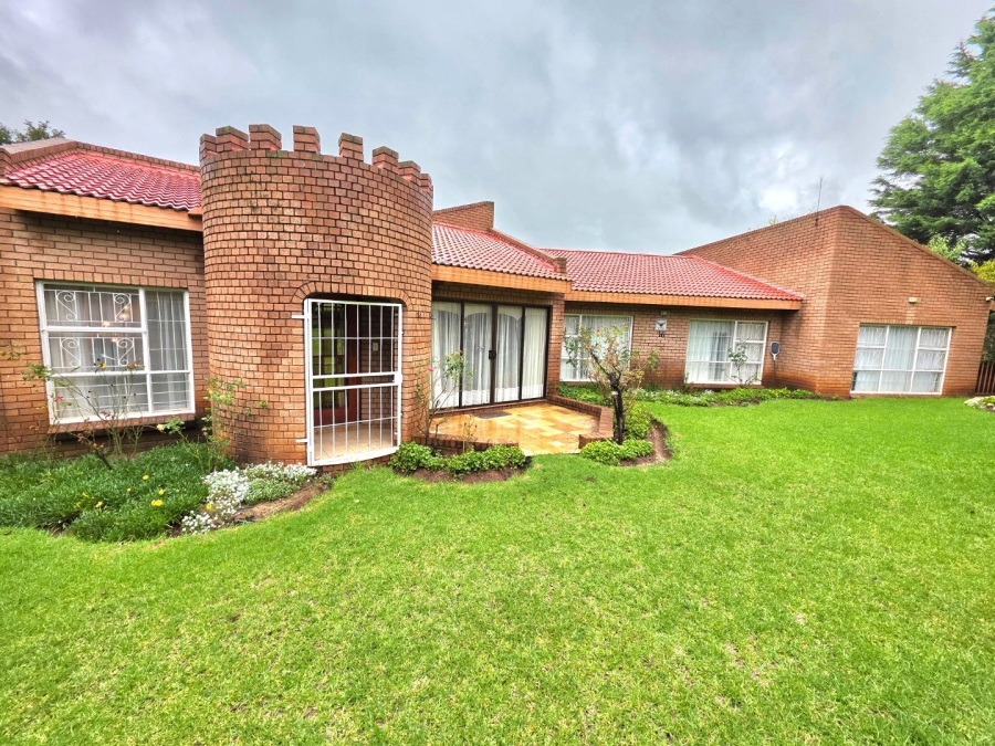 To Let 4 Bedroom Property for Rent in Reitz Free State